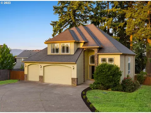 2026 NW Cascade St, Camas, WA 98607