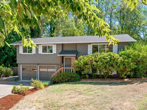 13600 SE 116th Ct, Clackamas, OR 97015