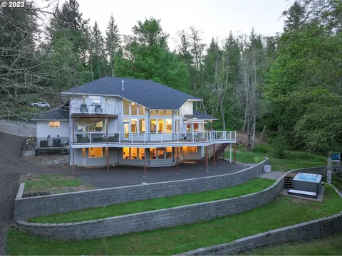 36501 NE Lakeview Dr, Yacolt, WA 98675