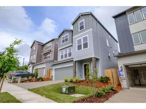 12363 SW Strobel Rd, Beaverton, OR 97007