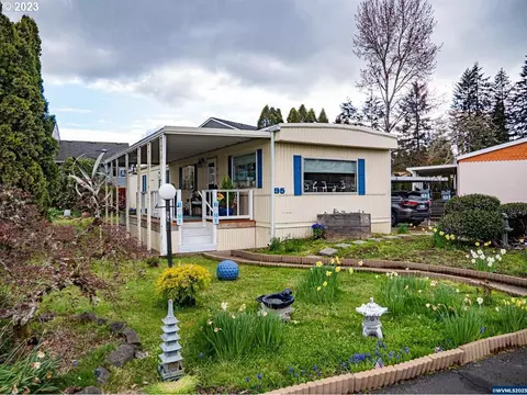 277 NE Conifer Blvd #95, Corvallis, OR 97330