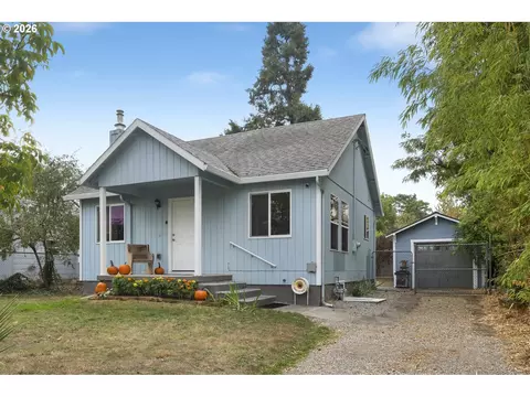 4524 NE Going St, Portland, OR 97218