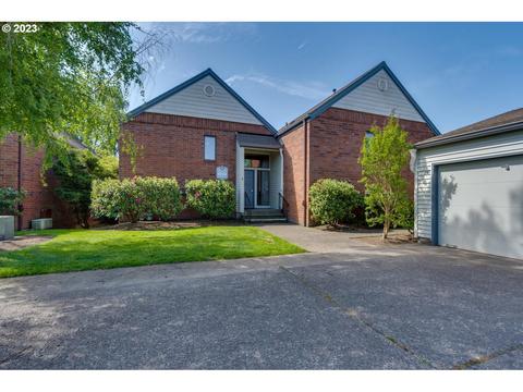 14875 NE Sacramento St #143, Portland, OR 97230