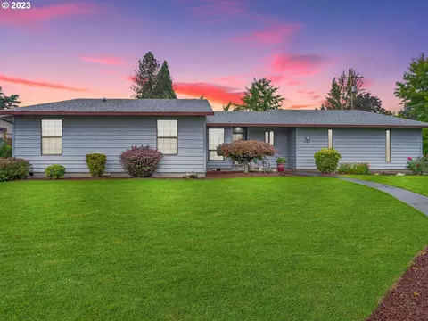 809 SE Border Ln, Mcminnville, OR 97128