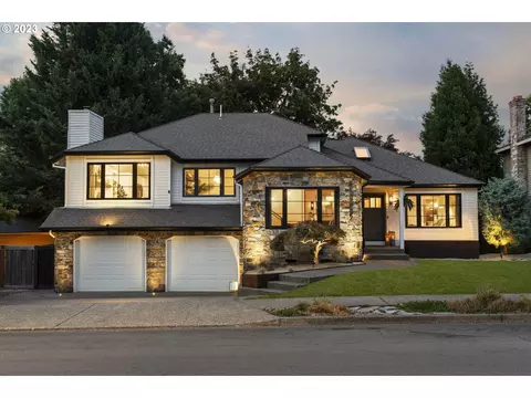 5557 SW Natchez St, Tualatin, OR 97062