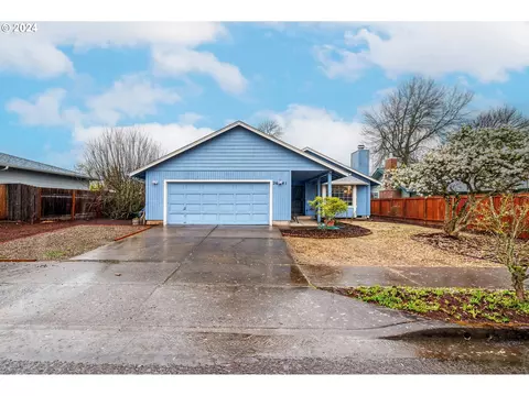2641 Arnold Ave, Eugene, OR 97402