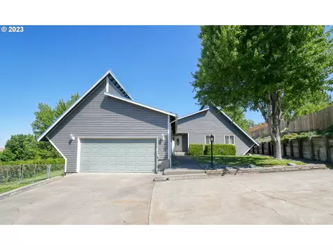 1981 SW Quinney Pl, Pendleton, OR 97801