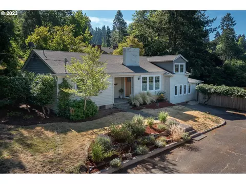 1760 E 23rd Ave, Eugene, OR 97403