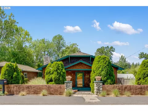 7335 SW 68th Ave, Portland, OR 97223