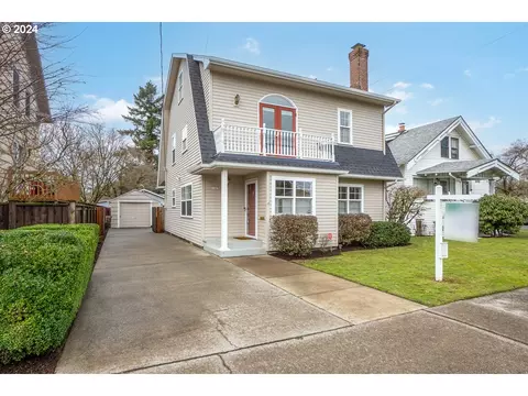 1045 NE 59th Ave, Portland, OR 97213