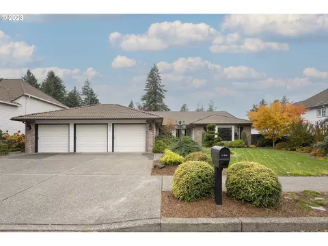 2019 NE 169th Ave, Portland, OR 97230
