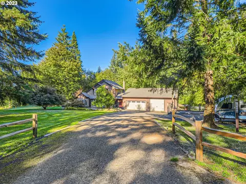 18400 S Walker Rd, Oregon City, OR 97045