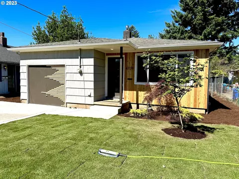 4739 SE 59th Ave, Portland, OR 97206