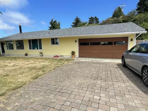 1297 Coos River Hwy, Coos Bay, OR 97420