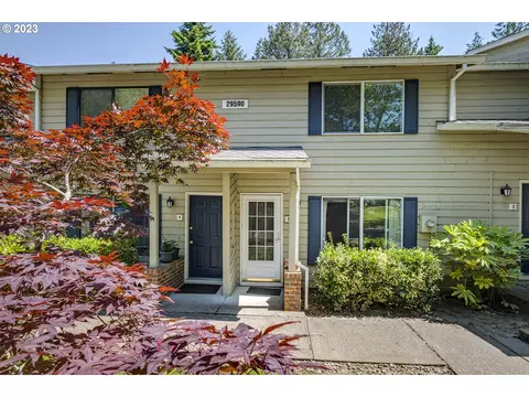 29590 SW Courtside Dr #3, Wilsonville, OR 97070