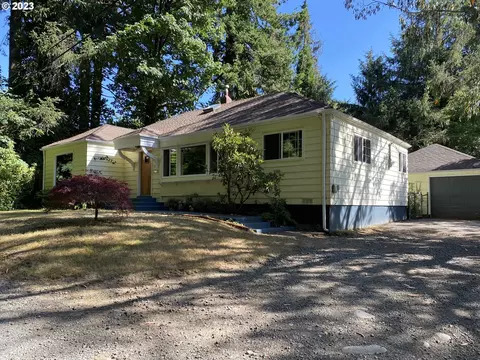 126 N Holiday Ln, Otis, OR 97368