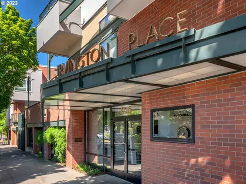 1718 NE 11th Ave #310, Portland, OR 97212