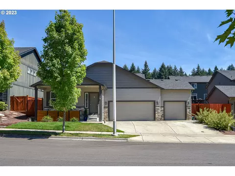 1043 S 54th St, Springfield, OR 97478 photo 1