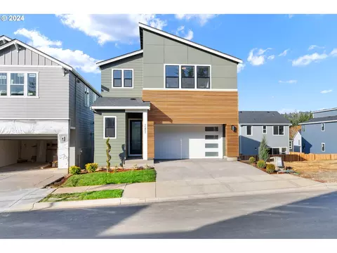 15857 NW Raywood Ln #L 9, Portland, OR 97229