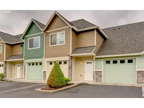 7510 NE 34th Ave #D-8, Vancouver, WA 98665