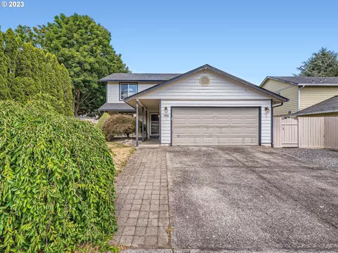 15808 NE 2nd St, Vancouver, WA 98660
