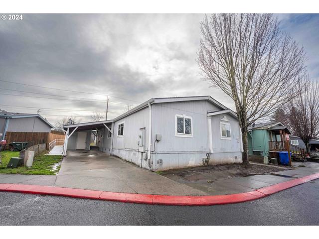 20660 NE Sandview Dr, Fairview, OR 97024