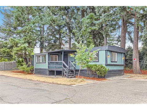 7800 SE Johnson Creek Blvd, Portland, OR 97206
