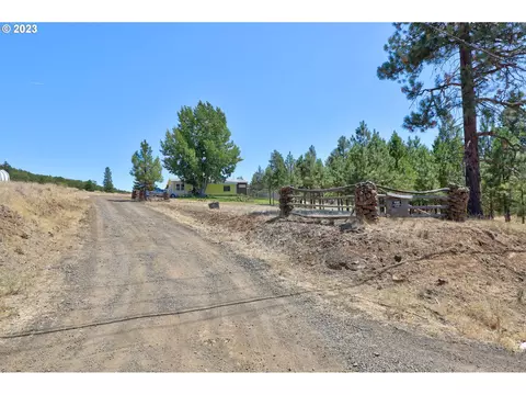 419 Woodland Rd, Goldendale, WA 98620