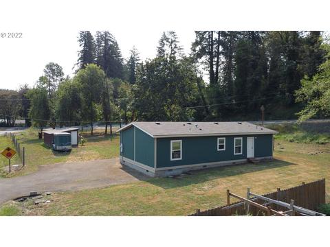 25922 S River Lake Rd, Estacada, OR 97023