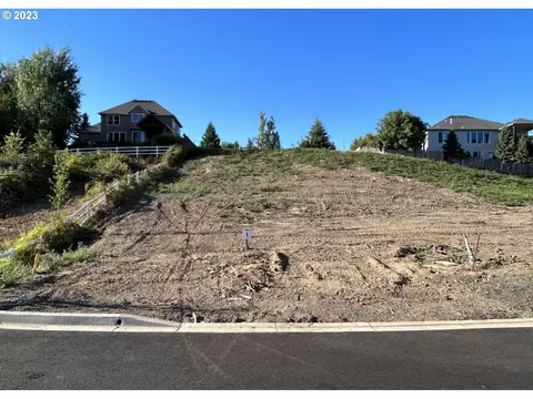 2701 NW Pinehurst Dr #01, Mcminnville, OR 97128