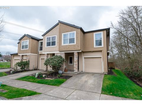 8224 NE Sydney St, Hillsboro, OR 97006