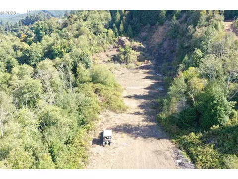 00 Mcneely Way, Coquille, OR 97423