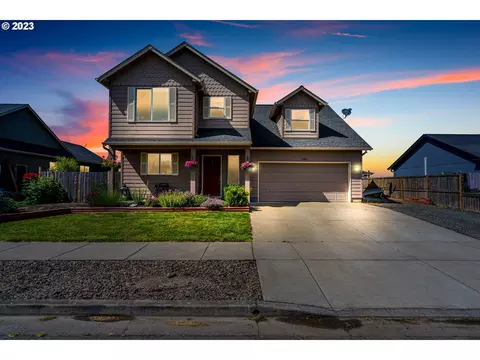 586 Egret Ave, Halsey, OR 97348