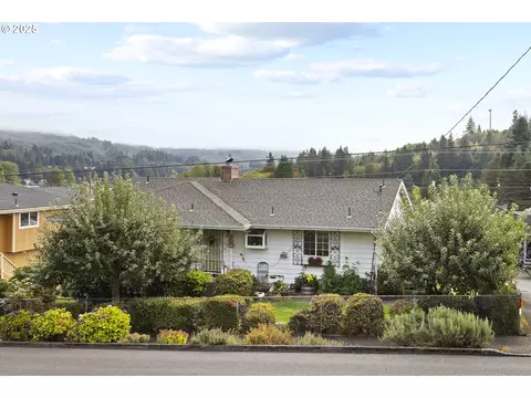 505 SW Tichenor St, Clatskanie, OR 97016
