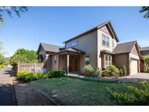 1615 4th St, Hood River, OR 97031