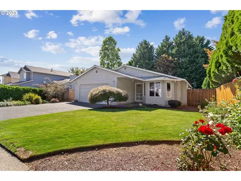 5016 SE Appenine Way, Milwaukie, OR 97222