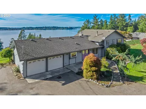 93959 Bridge View Ln, North Bend, OR 97459