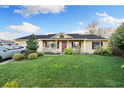 106 Ashley Ct, Dayton, OR 97114