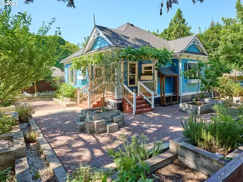 965 20th St, Salem, OR 97301