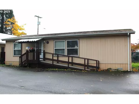 138 Shirley St #21, Molalla, OR 97038