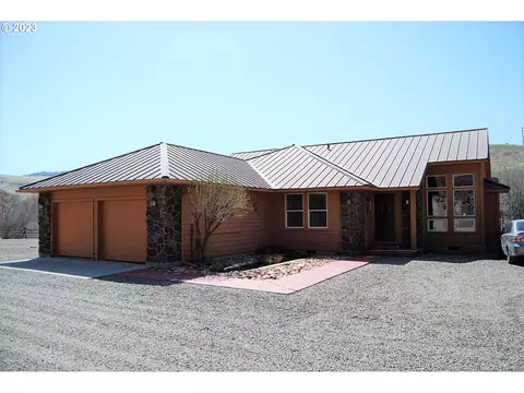 20799 Sumpter Stage Hwy, Baker City, OR 97814