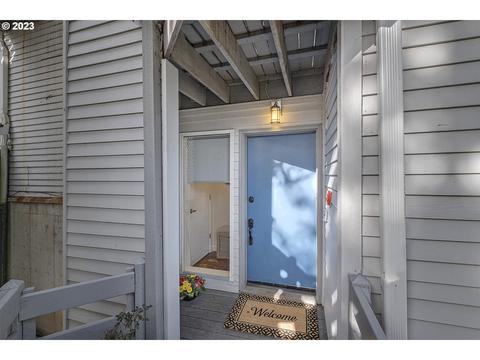 48 Eagle Crest Dr #5F, Lake Oswego, OR 97035