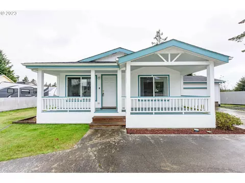 408 Brule St, Coos Bay, OR 97420