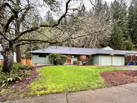 2610 E Wilshire Dr, Eugene, OR 97405