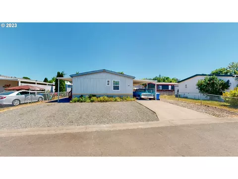 550 S State St, Sutherlin, OR 97479
