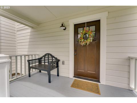 40385 Lucy Ln, Astoria, OR 97103