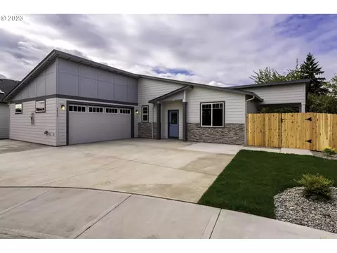 5217 NE 43rd Cir, Vancouver, WA 98661