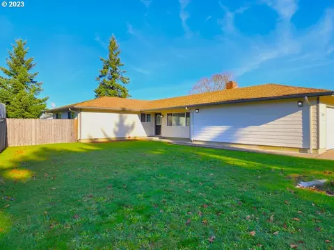 2203 SE 31st Ave, Albany, OR 97322