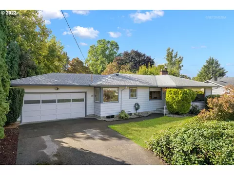 6730 SE Catalina Ln, Milwaukie, OR 97222