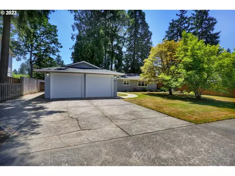 18540 SW Honeywood Dr, Beaverton, OR 97003